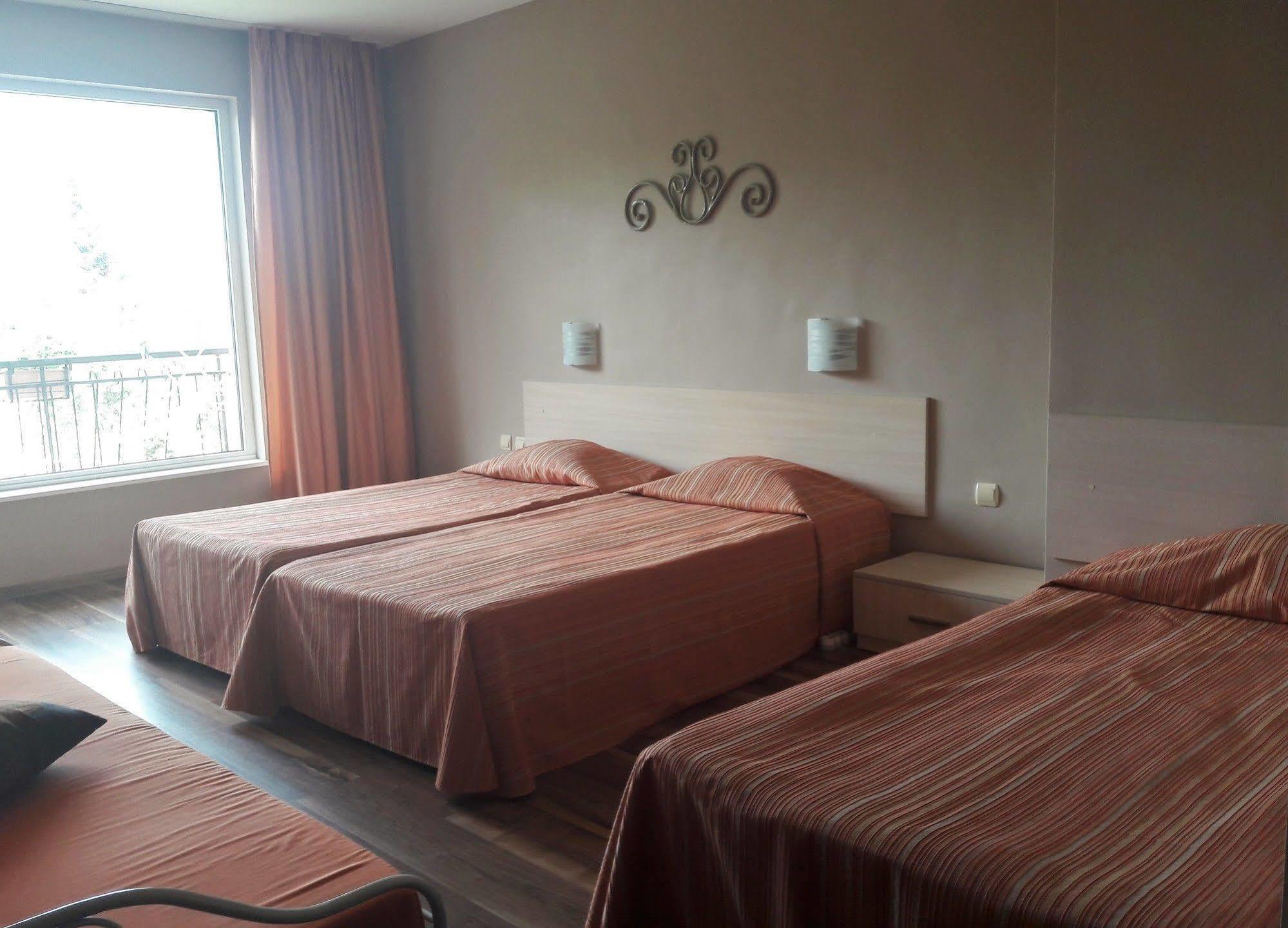 Motivi Hotel Sankt Konstantin & Helena Eksteriør billede